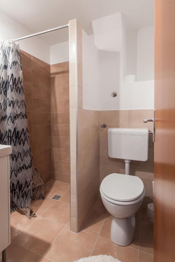 Vega Apartments พอดโกรา ภายนอก รูปภาพ